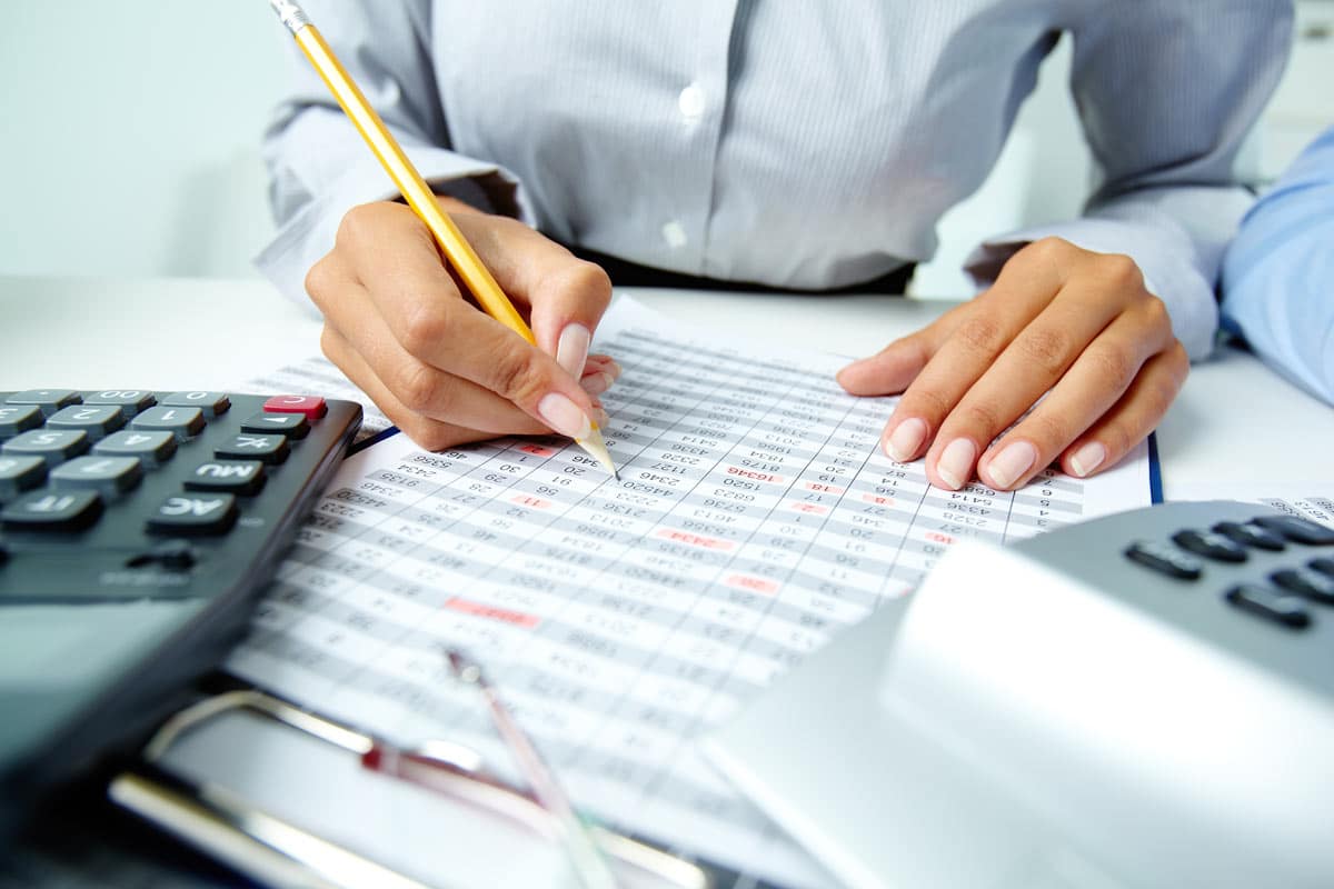 Comment bien préparer la clôture comptable d’un exercice de copropriété ?